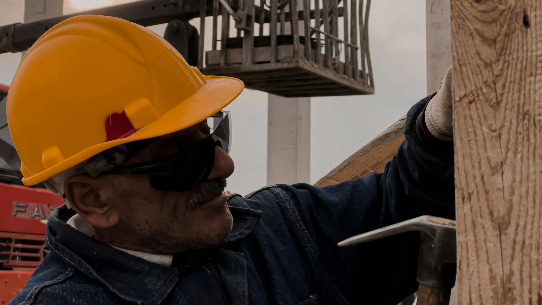 L’Aquila, due offerte per il rilancio dell’azienda Aura