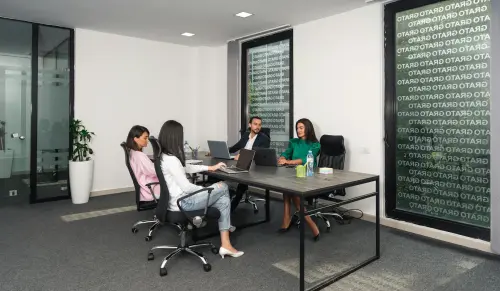 Precari Asl1, confronto in Comune con gli idonei del concorso amministrativi