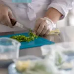 Filiera corta e controlli: cosa garantisce davvero la sicurezza degli alimenti che portiamo in tavola