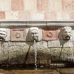 Fontana 99 Cannelle L'Aquila: storia e significato